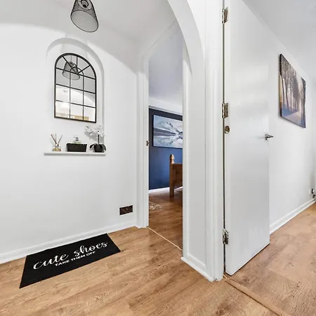 Quirky Canary 2Bed, Free Parking, Smart Tv & Games London Exterior photo